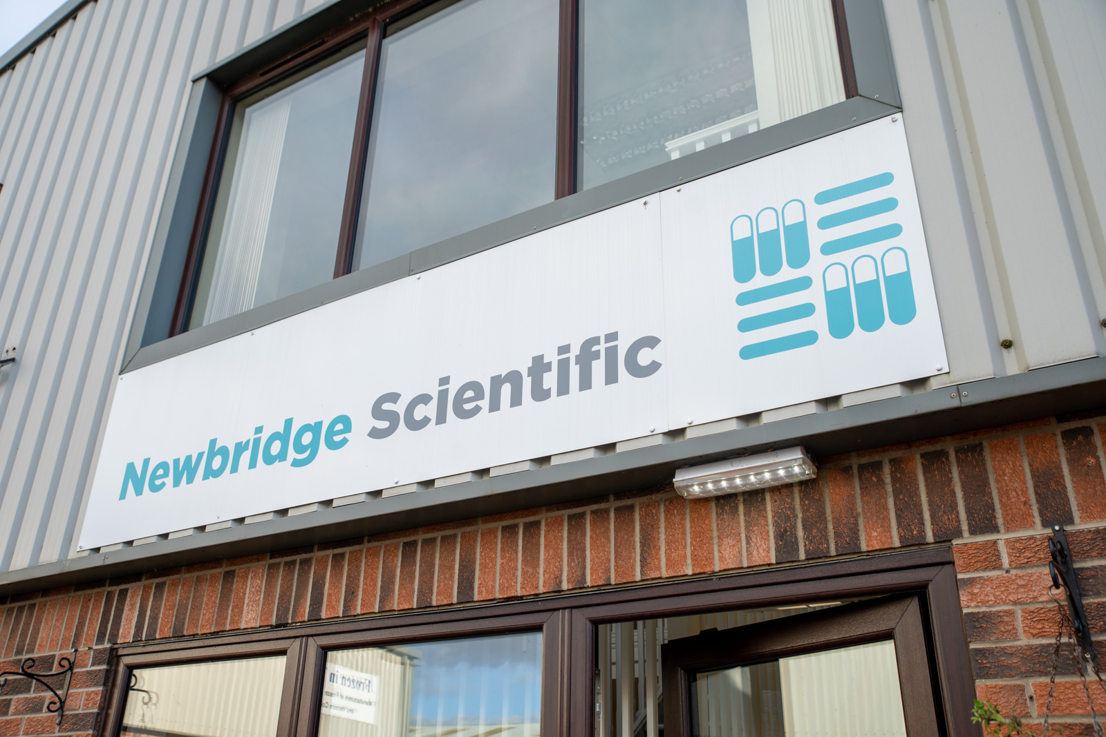 Newbridge Scientific (Web) 001 newbridge